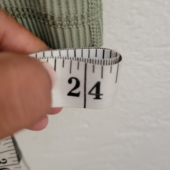 Athleta Elation Rib Crop Flare Small Petite - Picture 6 of 8